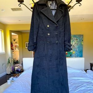 Heavy beautiful wool coat Bebe black